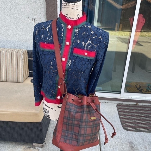 Bucket Bag in good condition - Picture 7 of 14